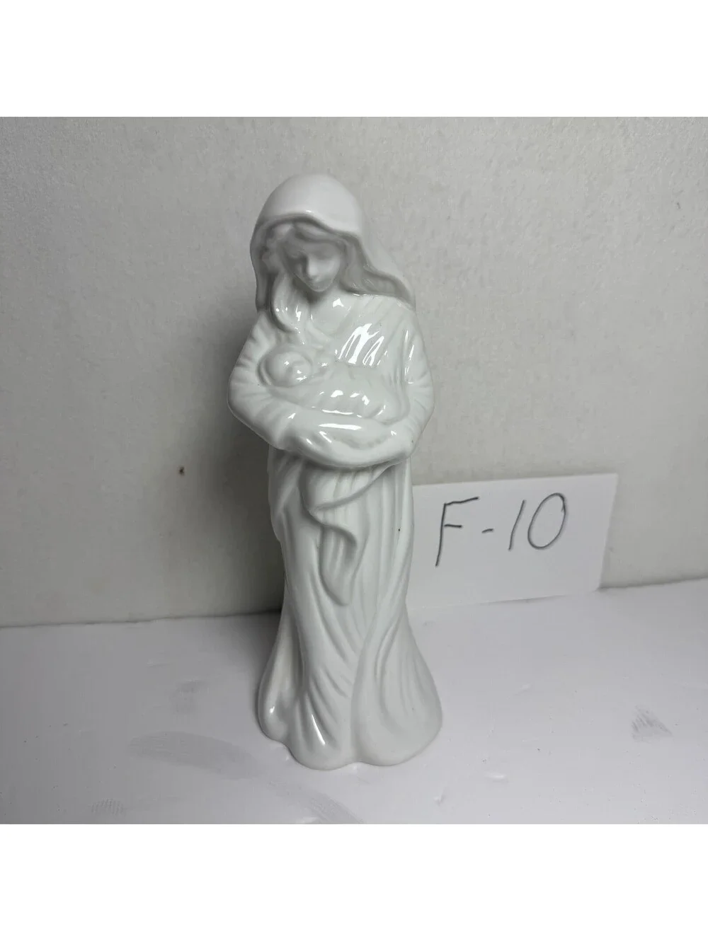 Vintage 1988 House of Lloyd Madonna & Child Porcelain Figurine F-10